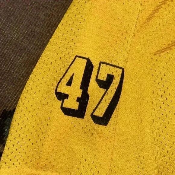 Pink Iowa Hawkeye jersey size extra small with velvet print - Picture 5 of 6